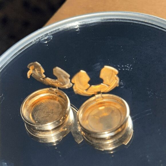 Two Vintage 14 karat gold filled men’s button covers engraved with JOE - Picture 4 of 6